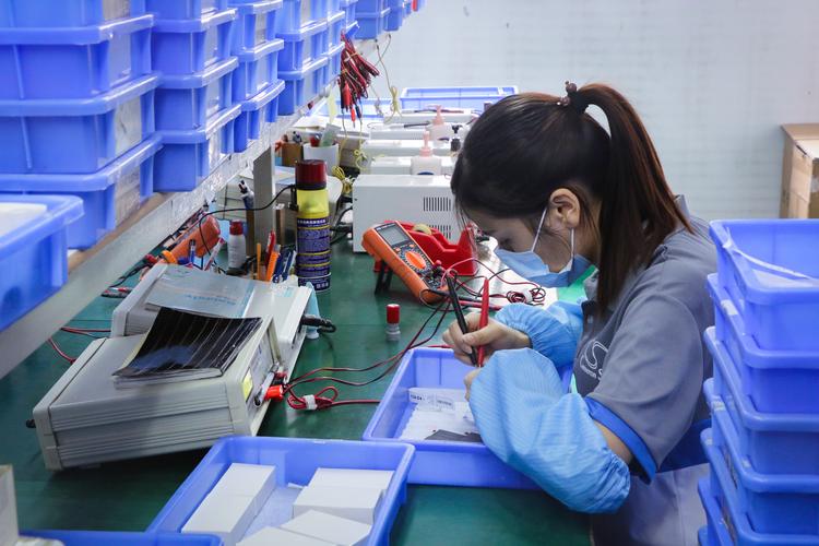 科技驅動，跨境融通 論數碼配件產業的技術開發與全球化路徑